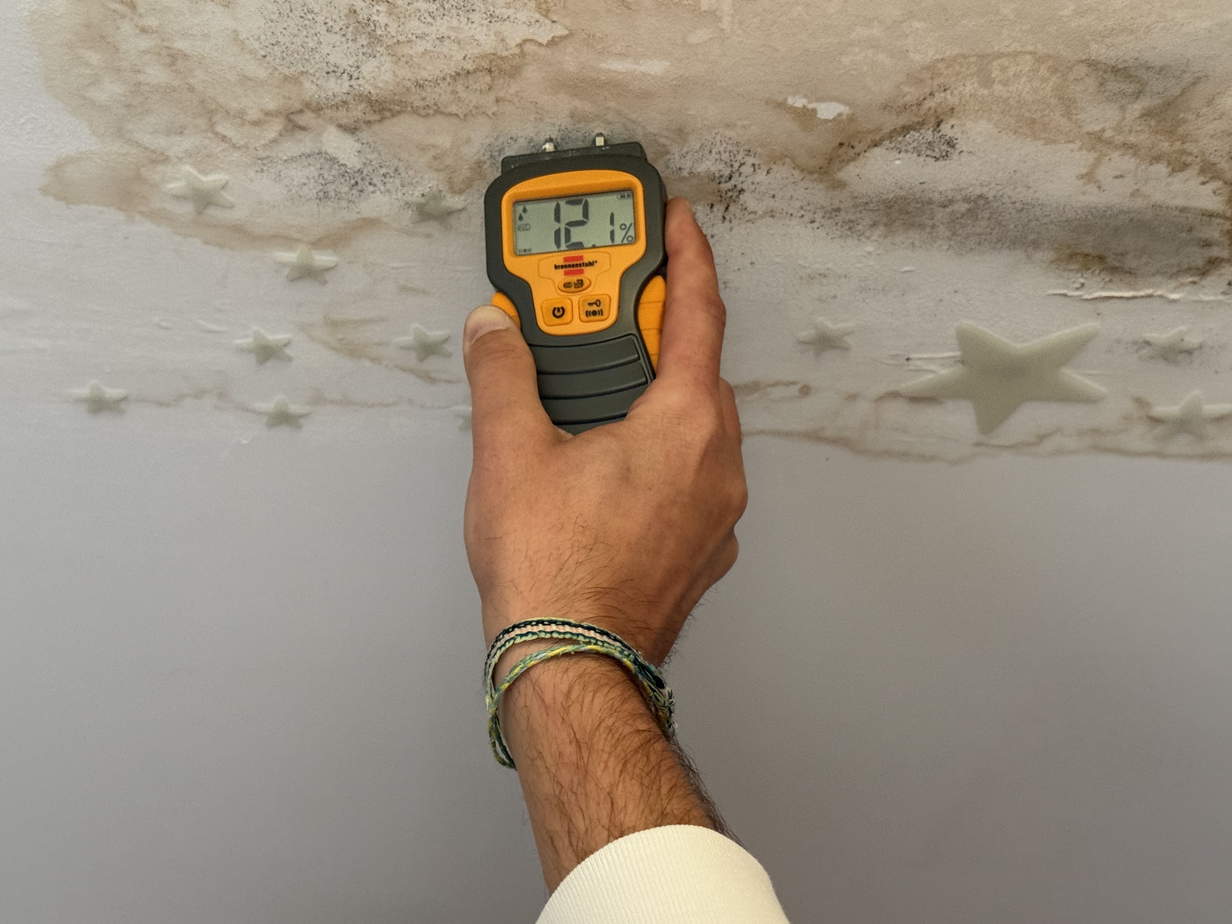 Contrôle de l’humidité avant rénovation après un dégât des eaux